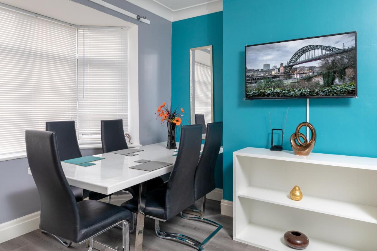 Leeds City Centre Spacious House Free Parking And Wi-Fi Exterior photo